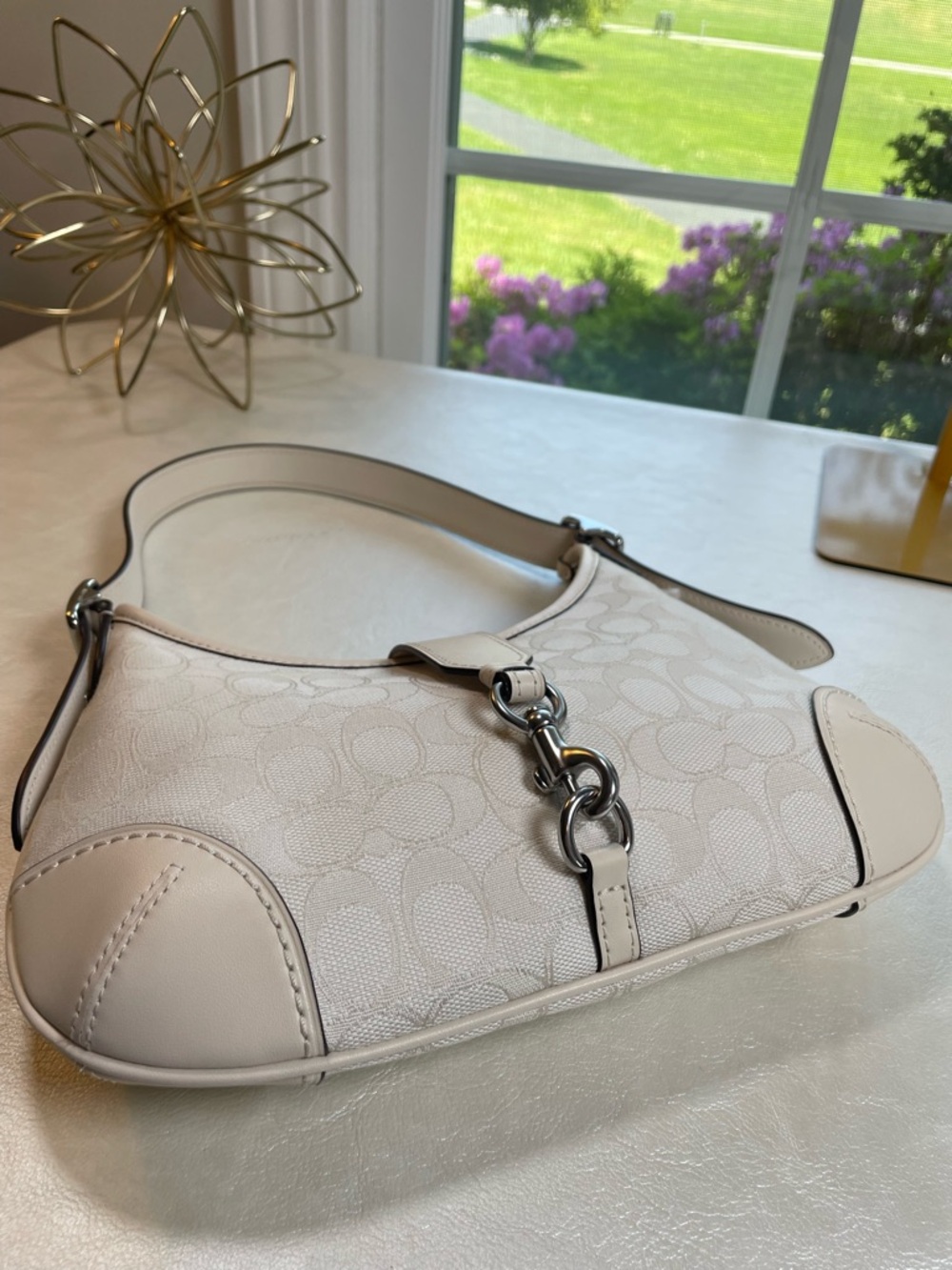 Coach Hamptons Hobo Limited Re-Edition in Cloud Chalk Signature Jacquard NWOT ⛅️ - Picture 14 of 17